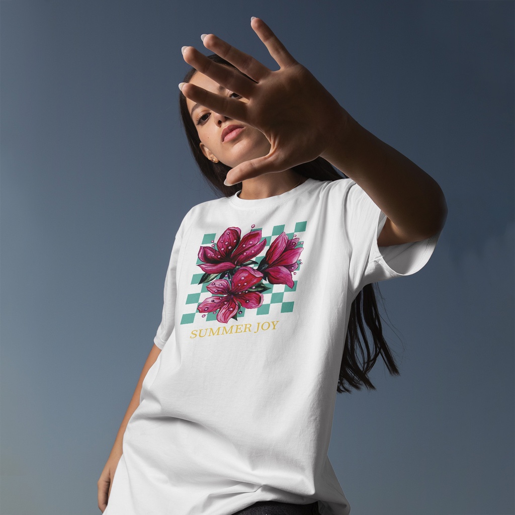 Бяла тениска Лятна свежест - Цветя (Oversize)