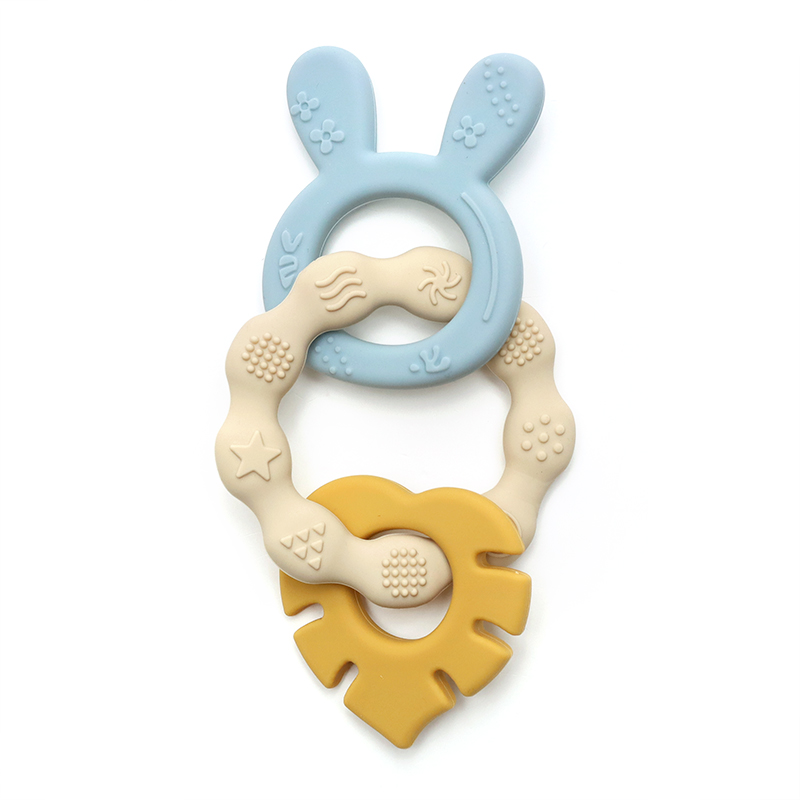 Силиконова гризалка зайче и листо І 2 цвята